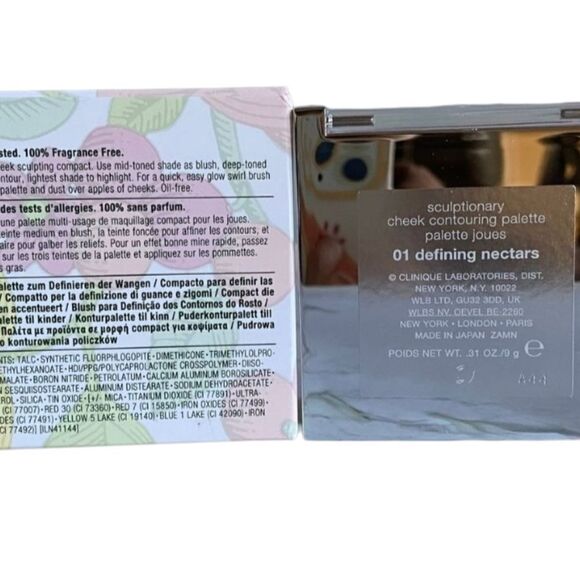 Clinique Blushing & Contour Palette - Picture 4 of 6